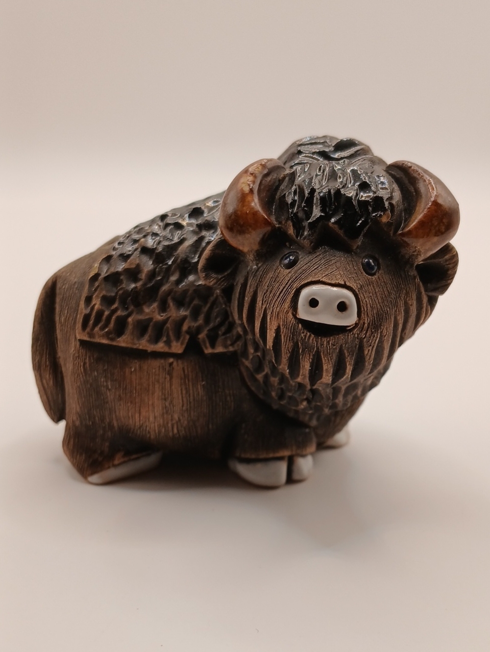 Artesania Rinconada Buffalo Bison # 88 Uruguay Art Pottery